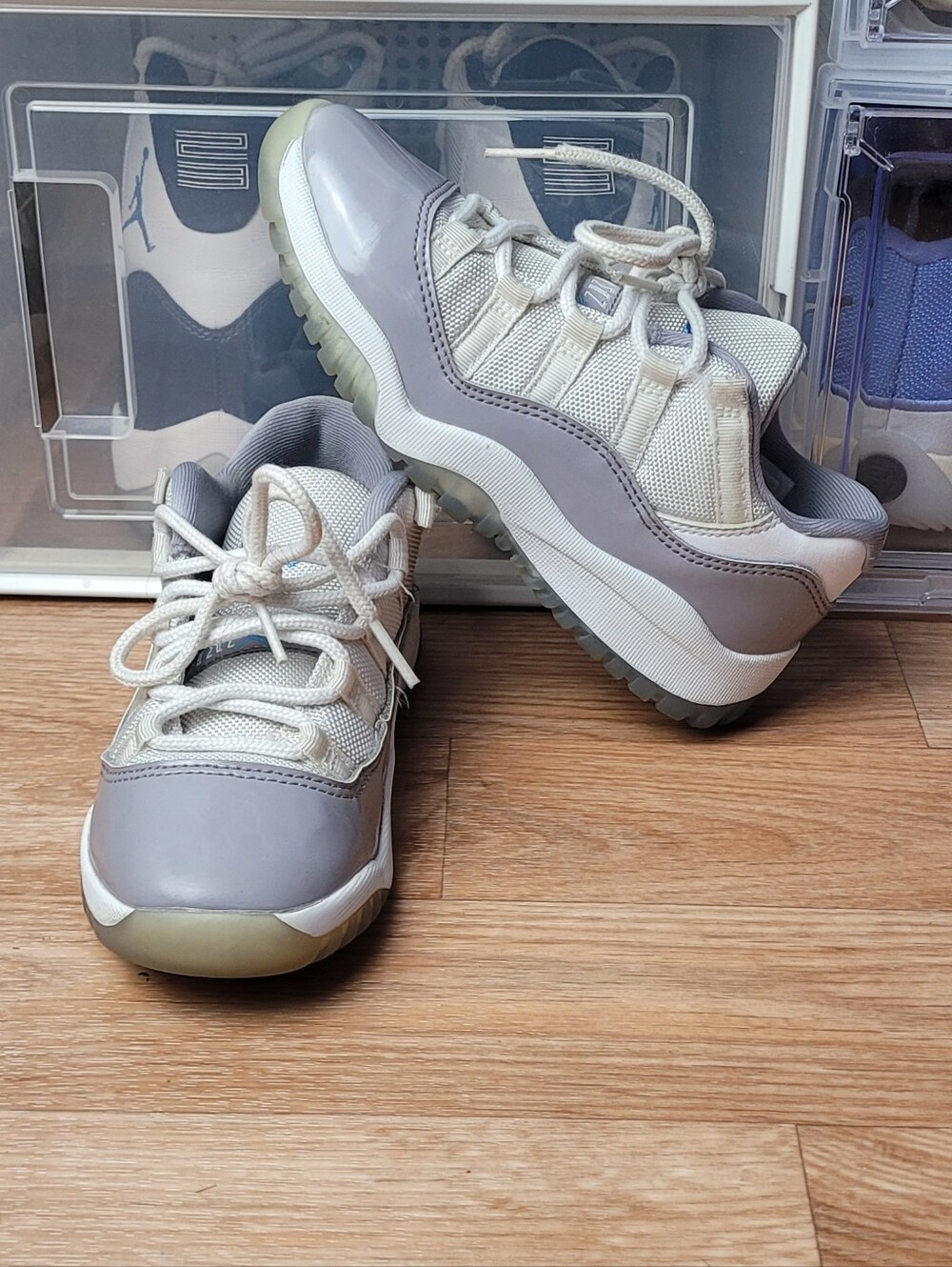 Nike Air Jordan 11 Retro Low Shoes Children 1y Basketball Sneakers Lace Up Gray